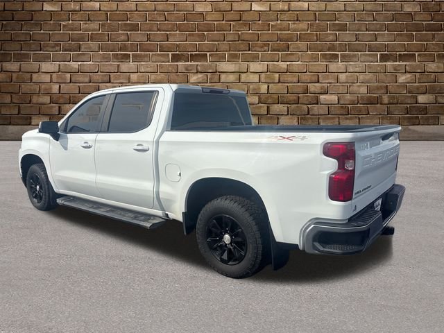 2021 Chevrolet Silverado 1500 LT photo 3