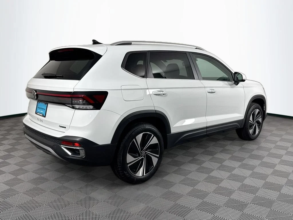 New 2026 White Volkswagen 1.5T SE image 11