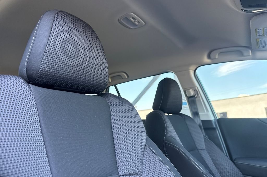 Used 2025 Blue Subaru 2.5i image 22