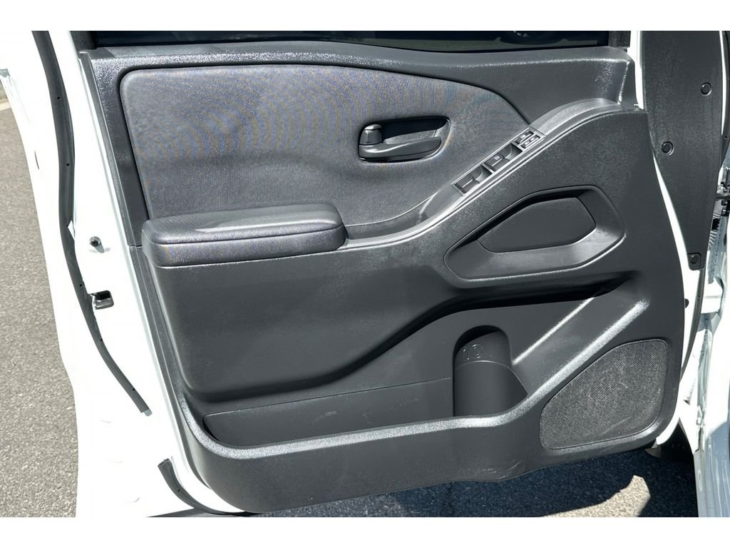 Used 2024 Glacier White Nissan S image 11