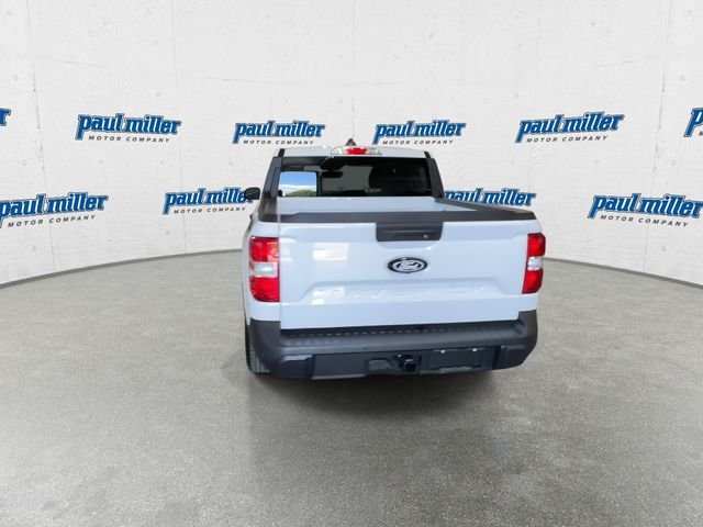 Used 2025 Oxford White Ford XLT image 9