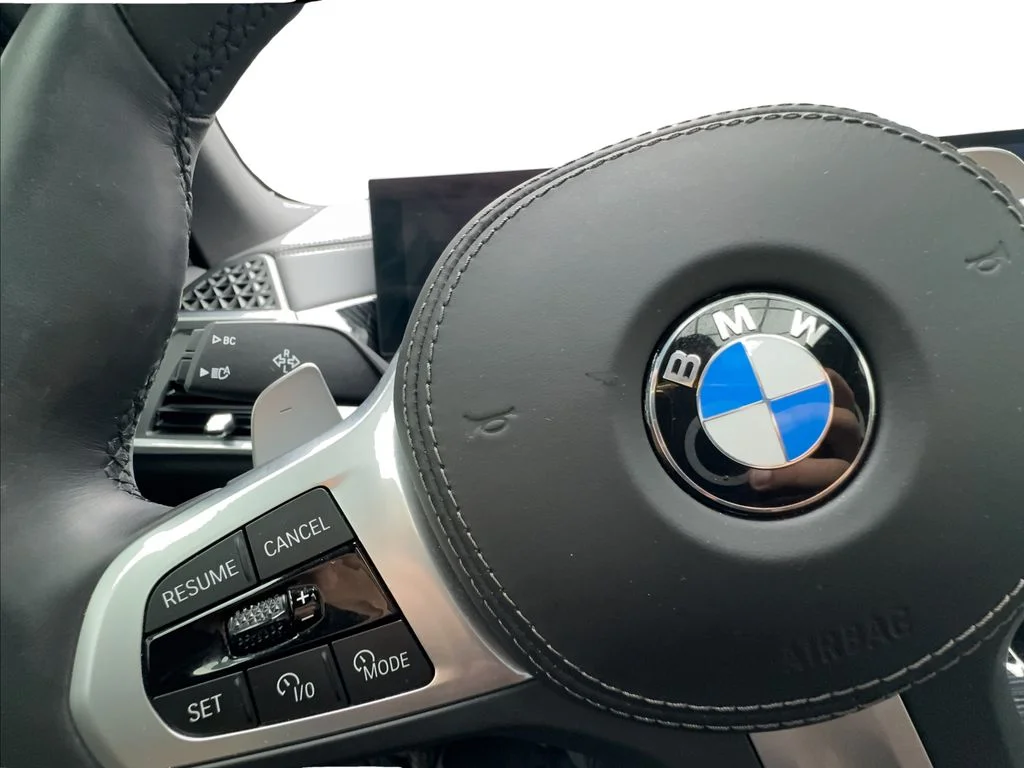 Used 2025 Black BMW sDrive40i image 42