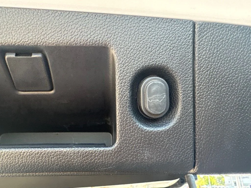 Used 2019 White Chevrolet LT image 47
