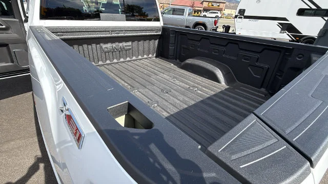 New 2026 Summit White GMC SLT image 28