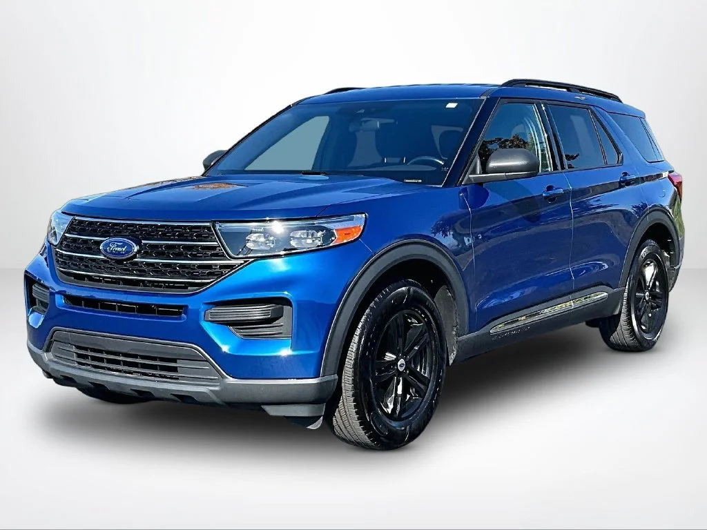 Used 2020 Blue Ford XLT image 34