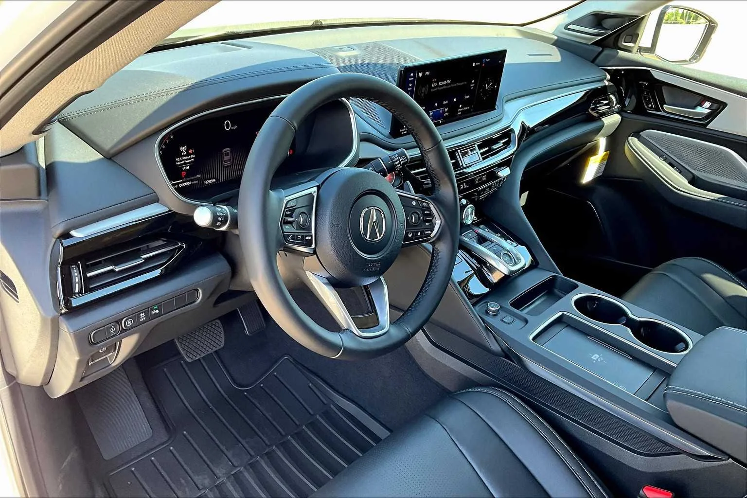 New 2026 Platinum White Pearl Acura w/Technology Package image 8