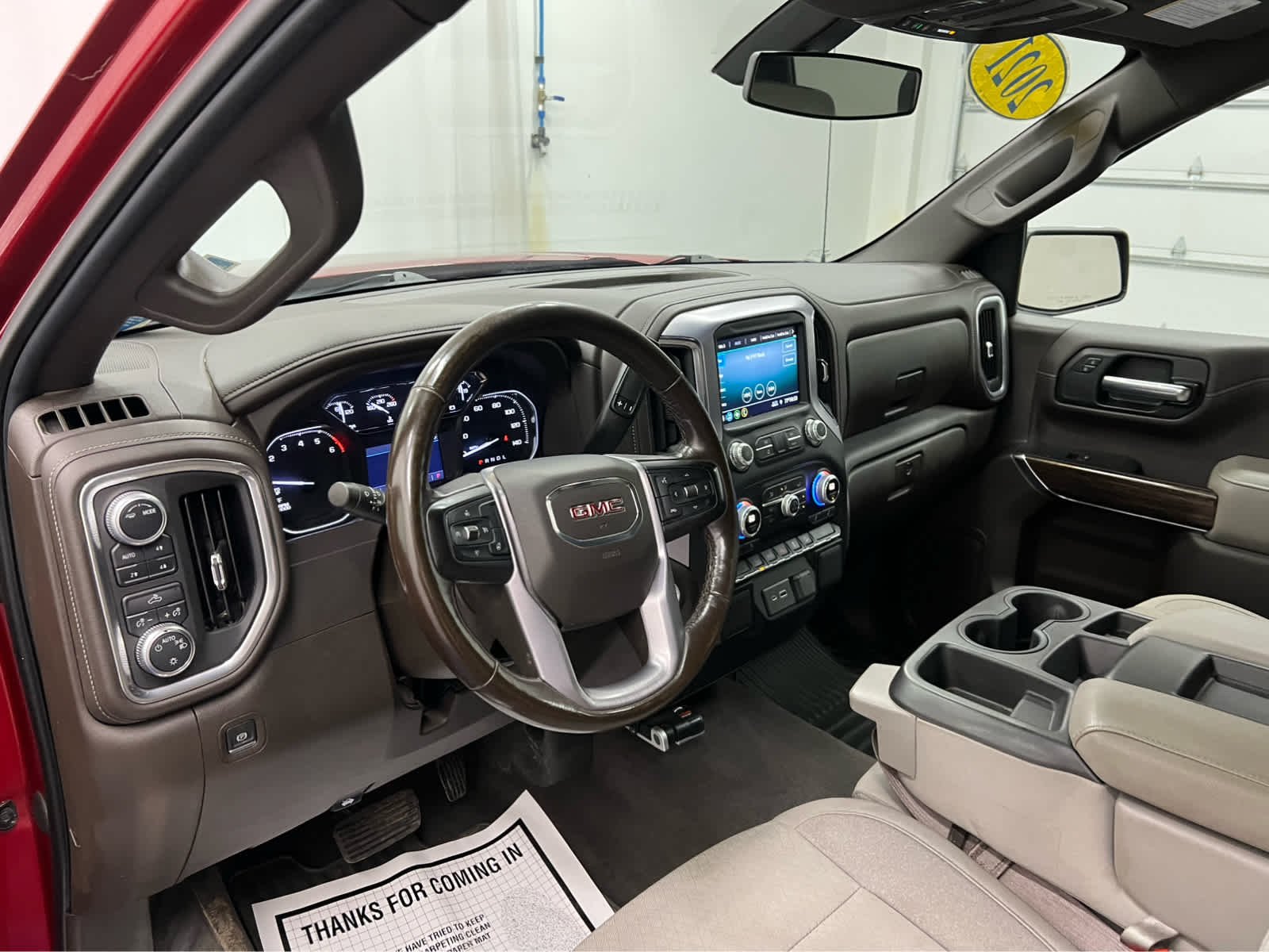 Used 2021 Cayenne Red Tintcoat GMC SLE image 16