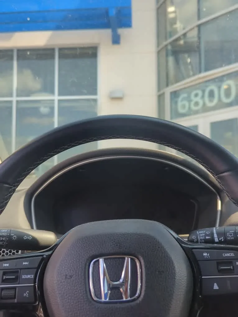 Used 2024 Crystal Black Pearl Honda EX-L image 8