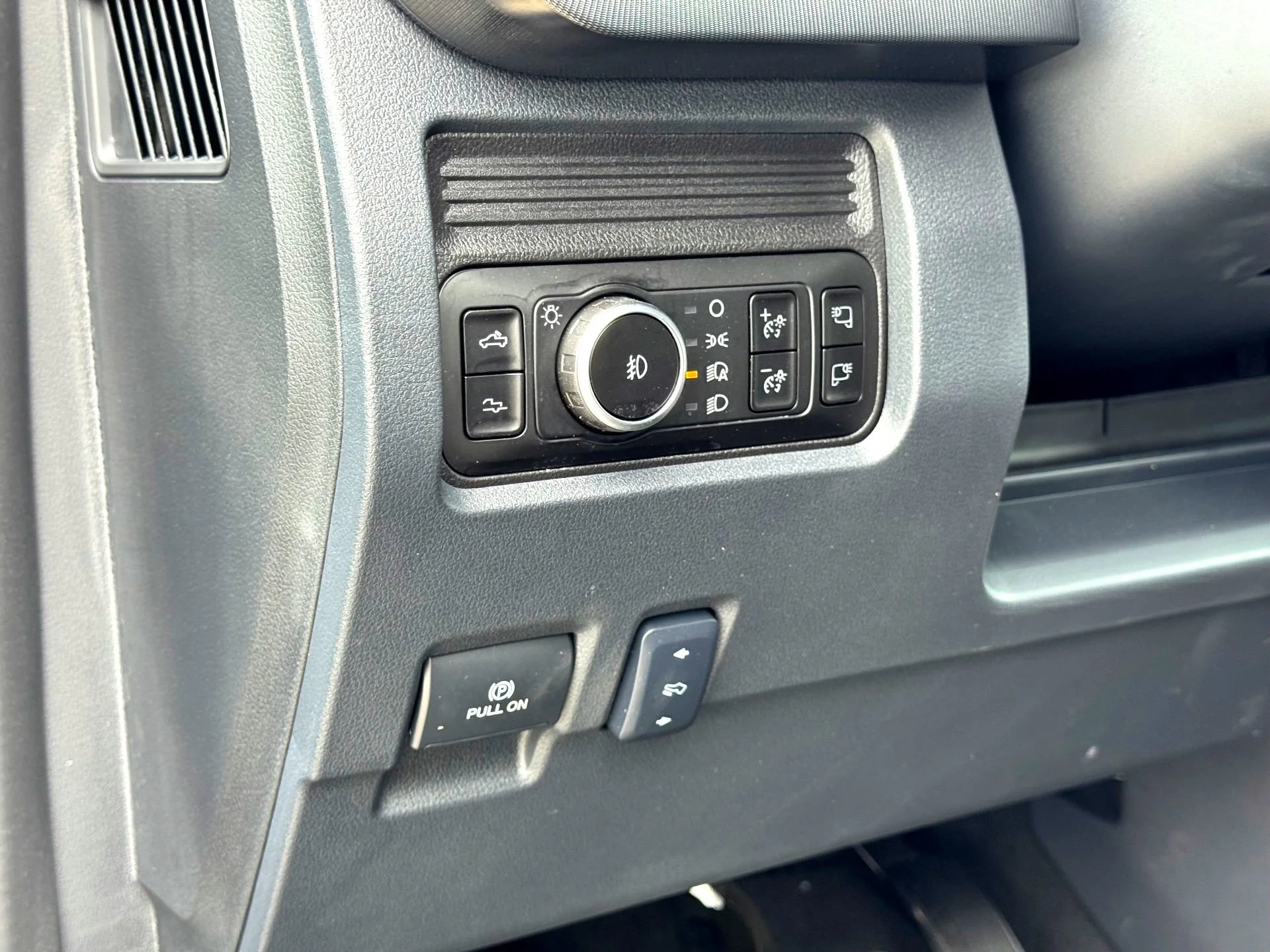 Used 2026  Ford Platinum LIFTED image 15