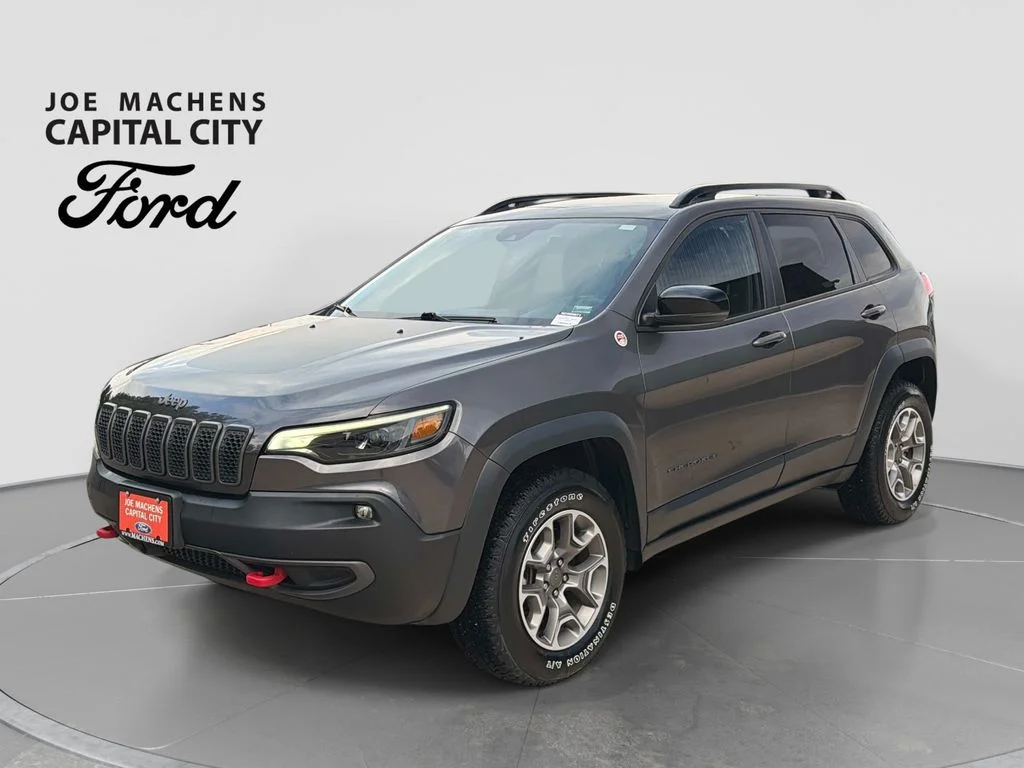 Used 2022 Gray Jeep Trailhawk image 9