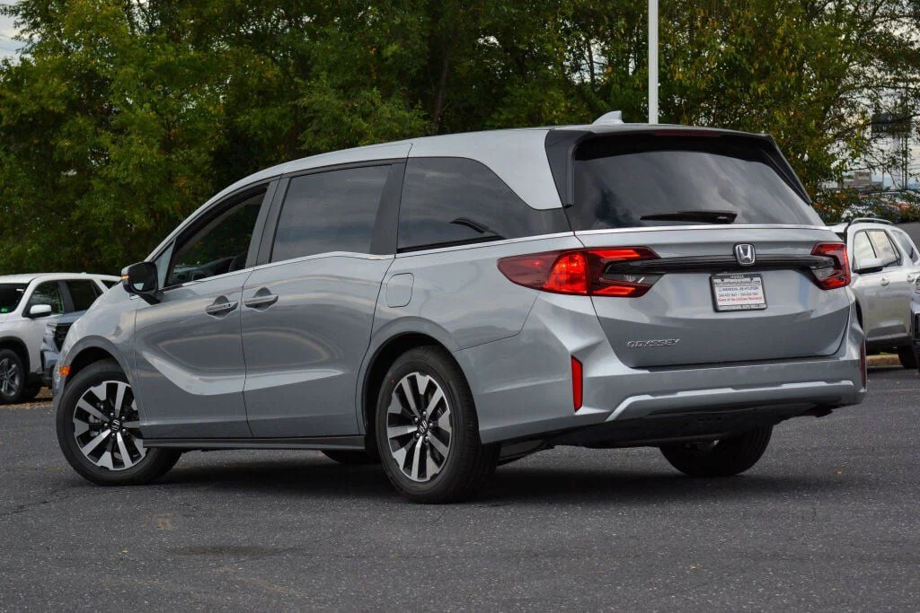 New 2026  Honda EX-L image 4
