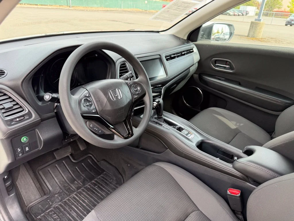 Used 2022 Platinum White Pearl Honda EX image 15