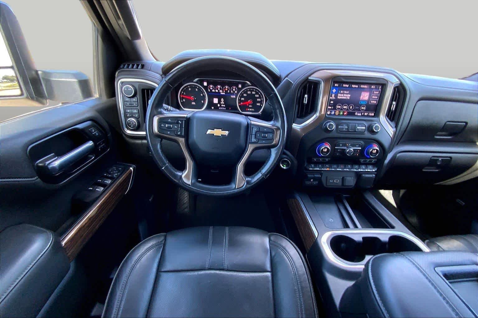 Used 2022 Black Chevrolet High Country image 11