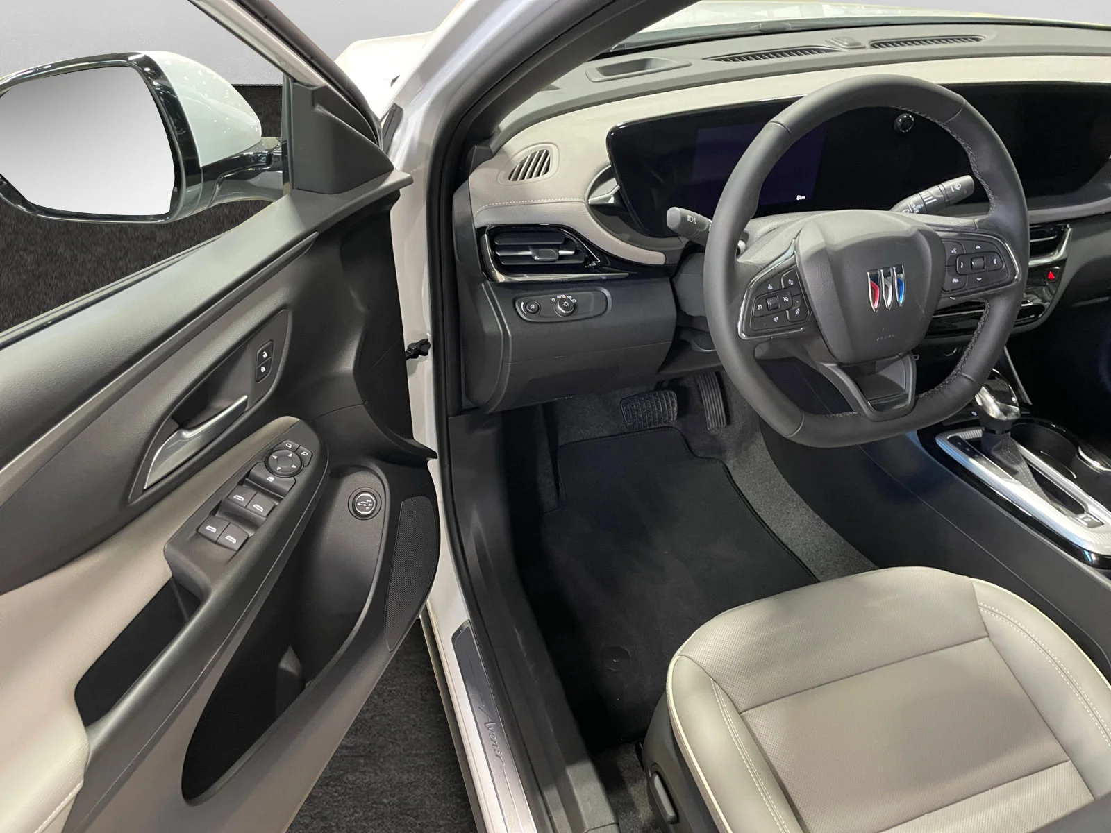 New 2026 White Frost Tricoat Buick Avenir image 12
