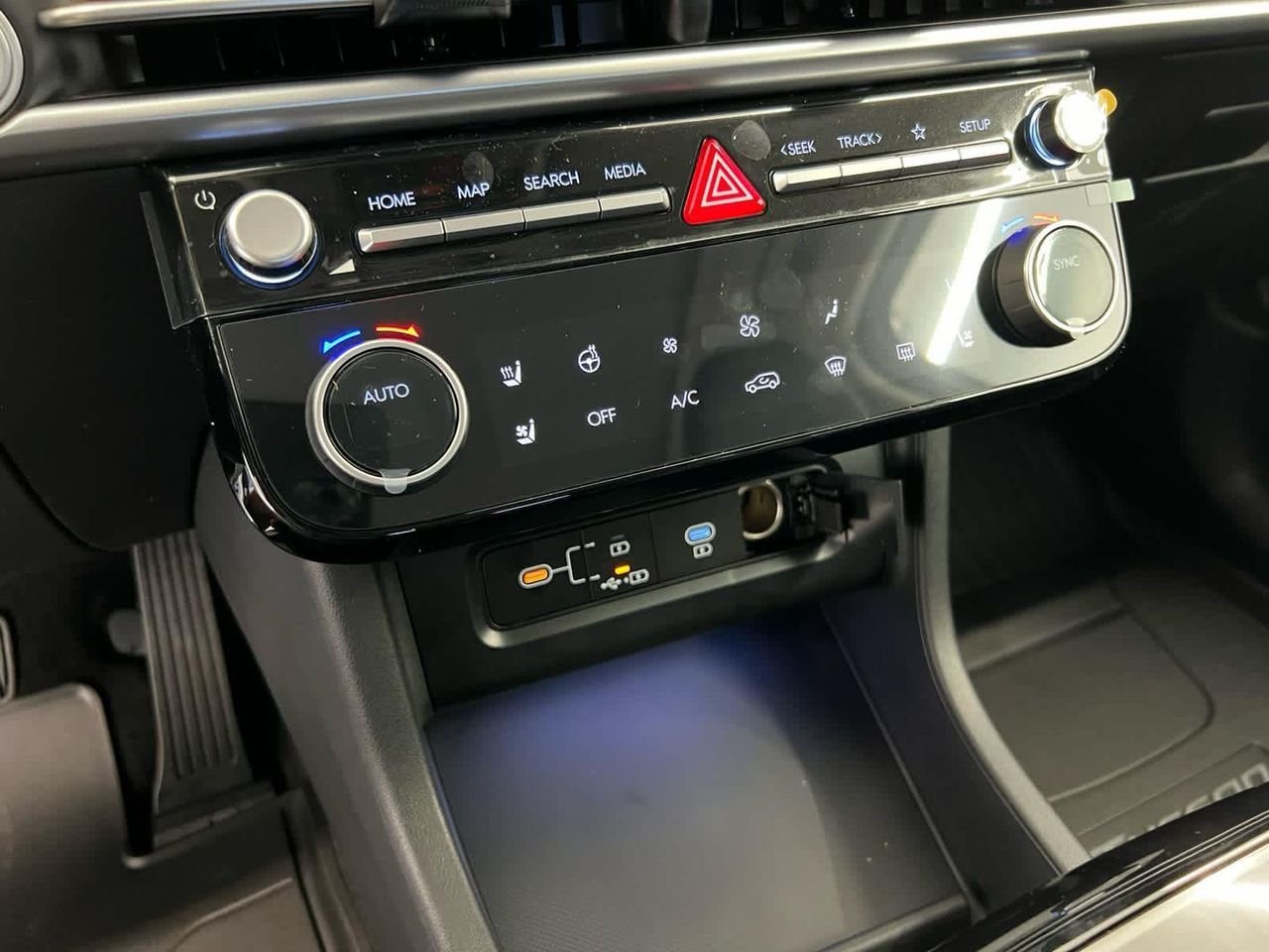 New 2026 Serenity White Pearl Hyundai Limited AWD image 18