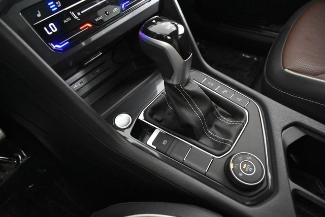 2024 Volkswagen Tiguan SEL R-LINE - Photo 41