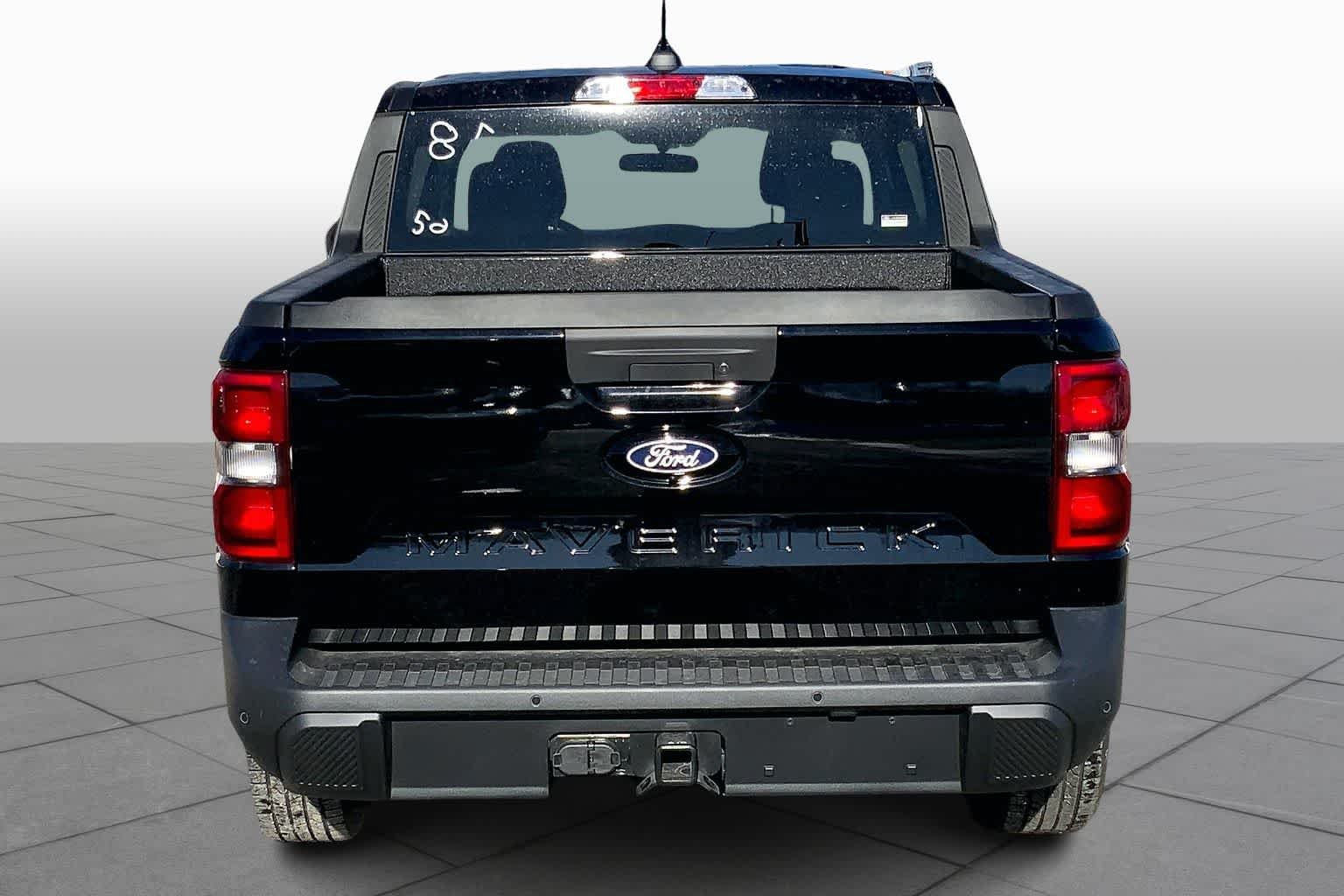 New 2026 Shadow Black Ford XLT image 4