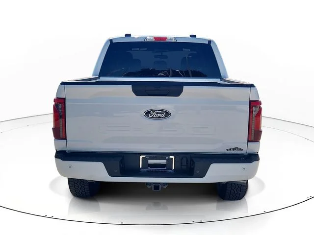 New 2026 Oxford White Ford XLT image 6