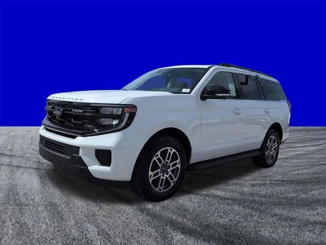 New 2026 Star White Metallic Tri-Coat Ford Active image 8