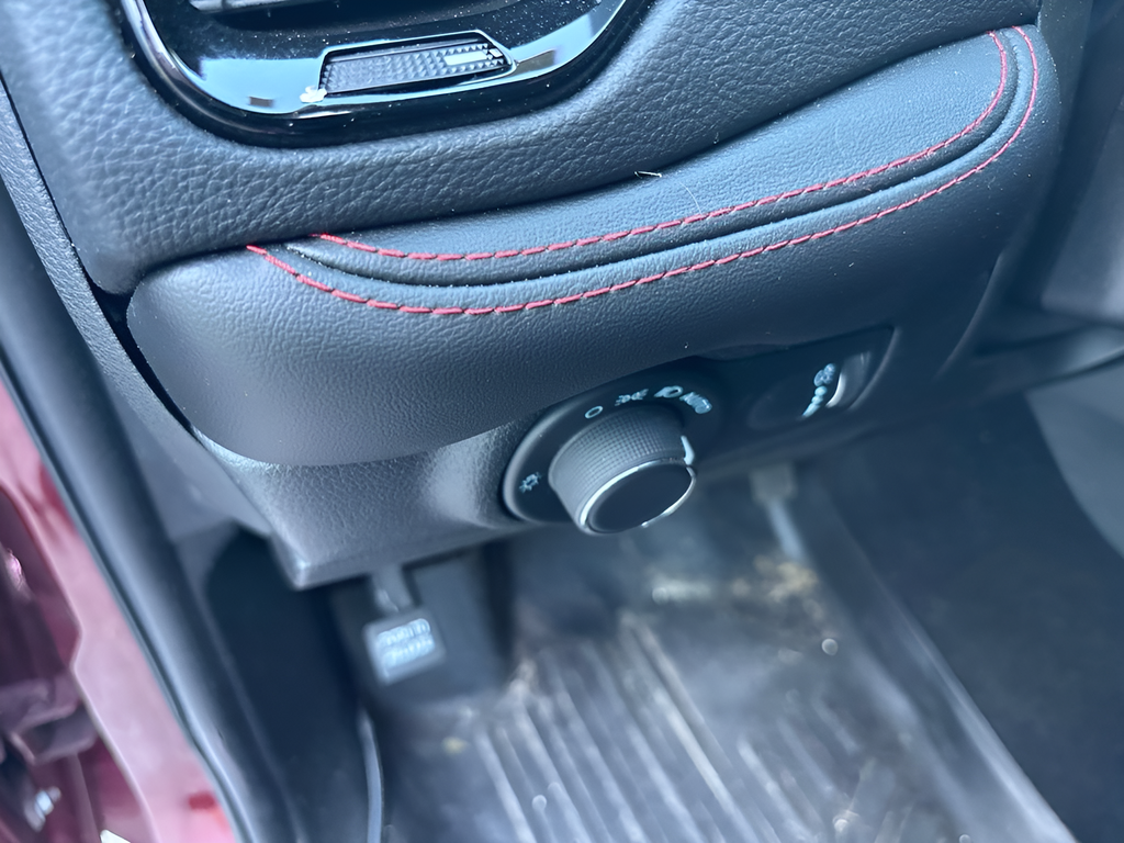 Certified Used 2023 Red Dodge R/T image 18