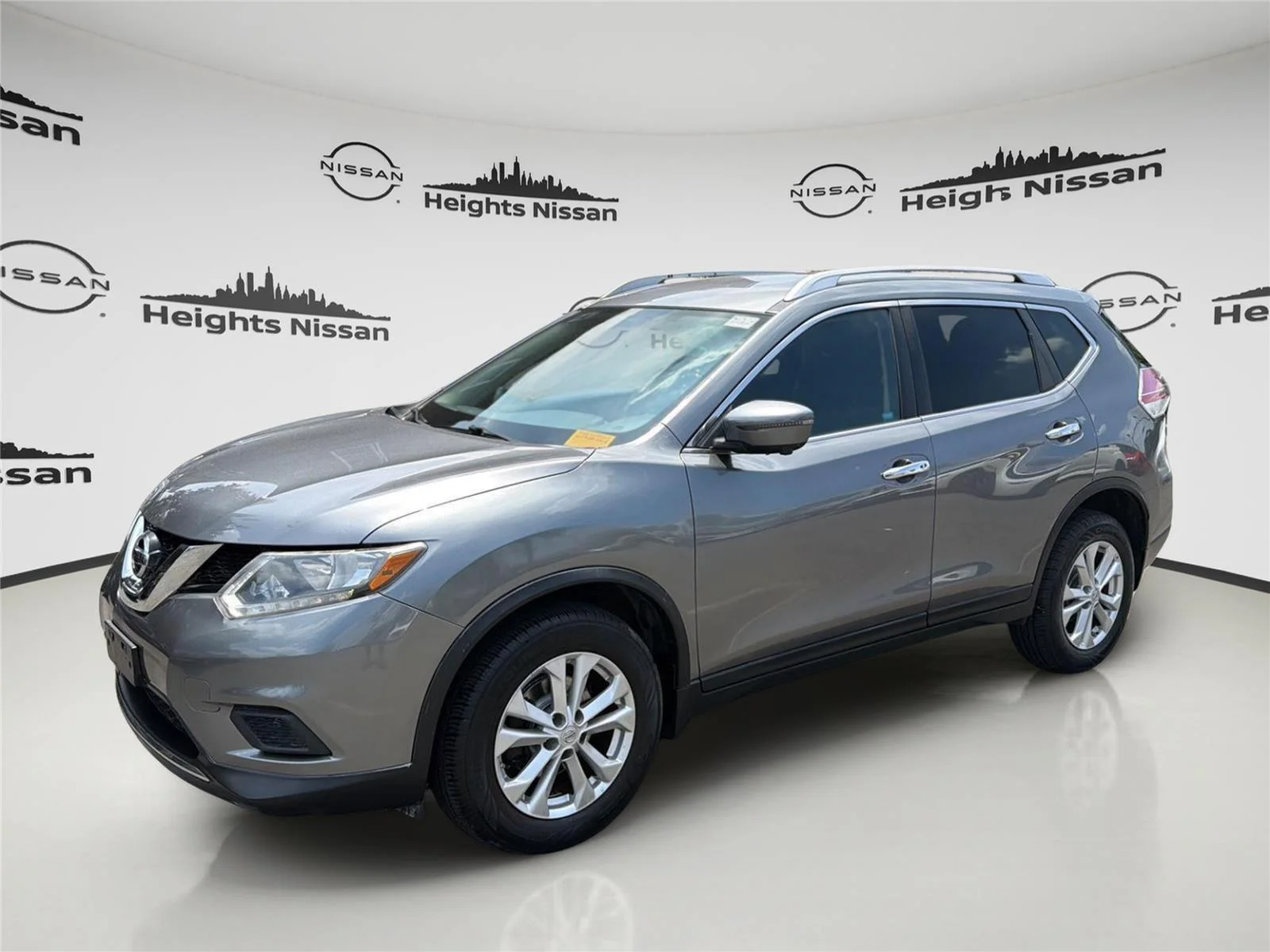 2016 Nissan Rogue SV AWD photo