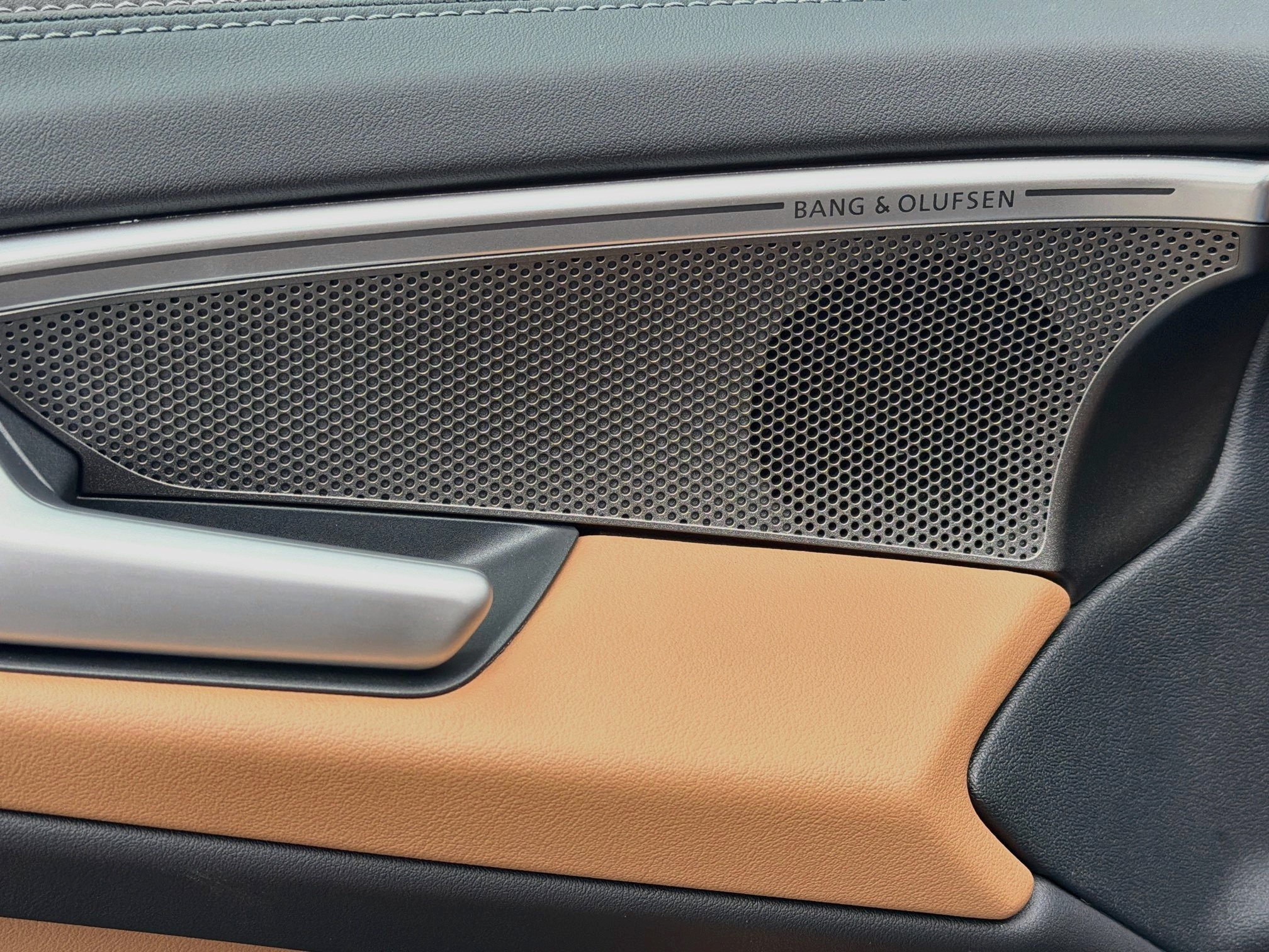 New 2026 Daytona Gray Pearl Effect Audi Premium Plus image 24