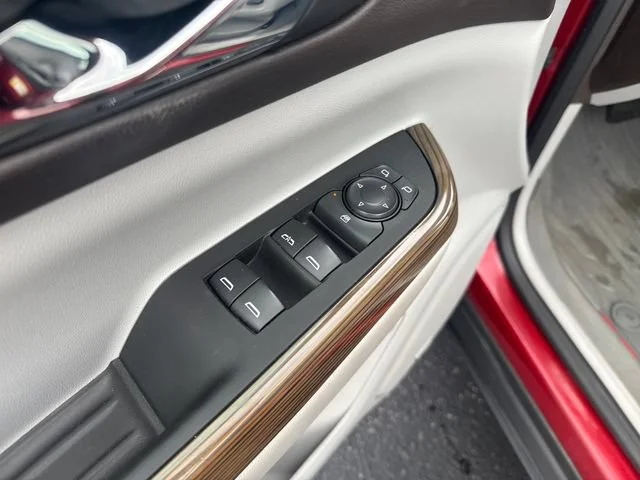Used 2023 Volcanic Red Tintcoat GMC SLE image 13