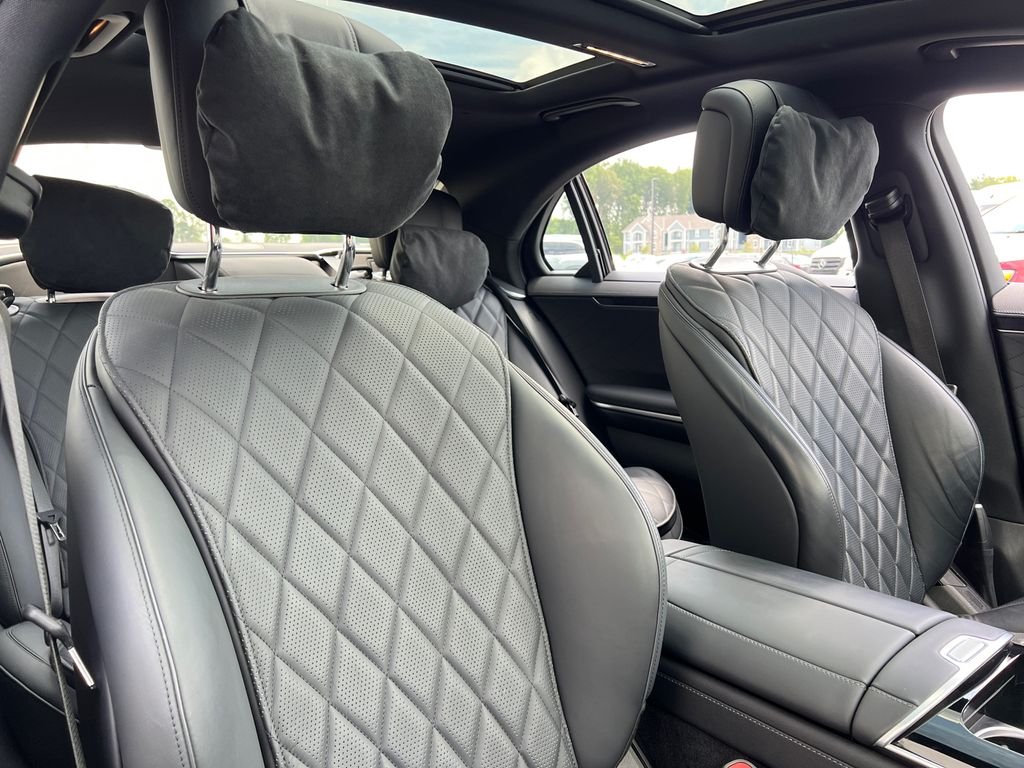 Certified Used 2022  Mercedes-Benz S 580 image 27