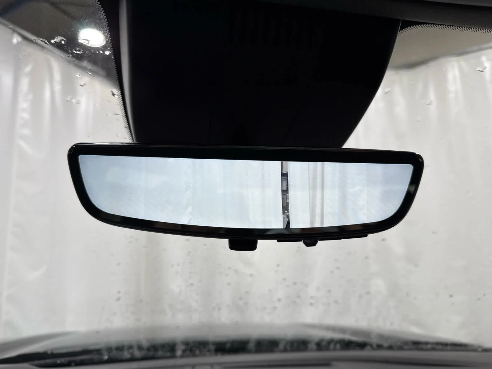 Used 2025 Onyx Black GMC Denali image 30