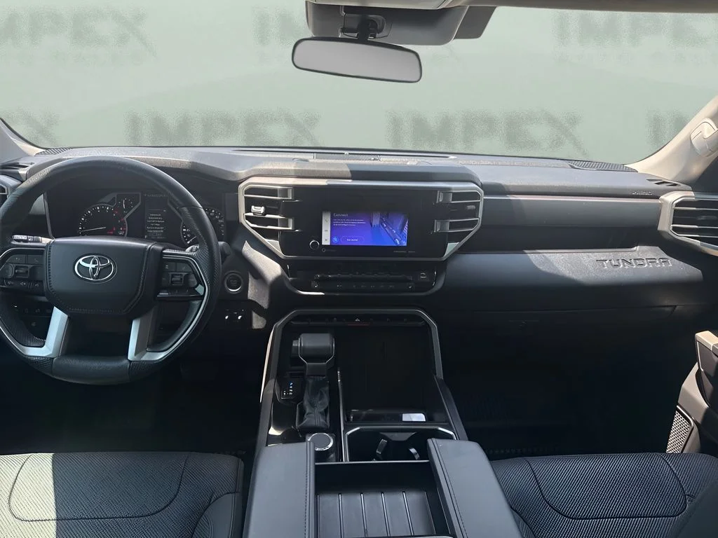 Used 2024  Toyota SR5 image 13