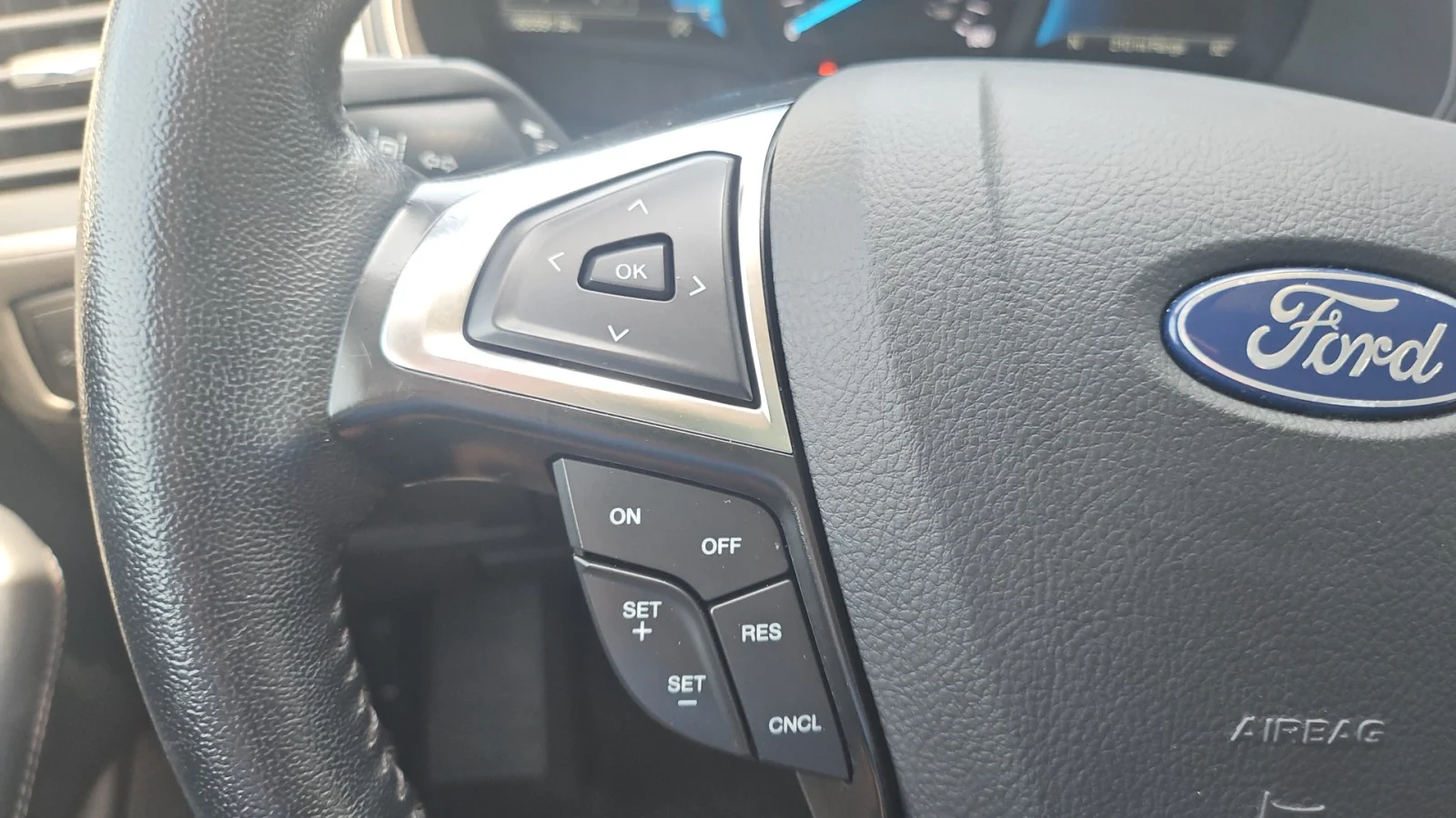 Used 2024 Silver Ford 2024 FORD EDGE SEL 4DR SUV 112.2 WB AWD image 17