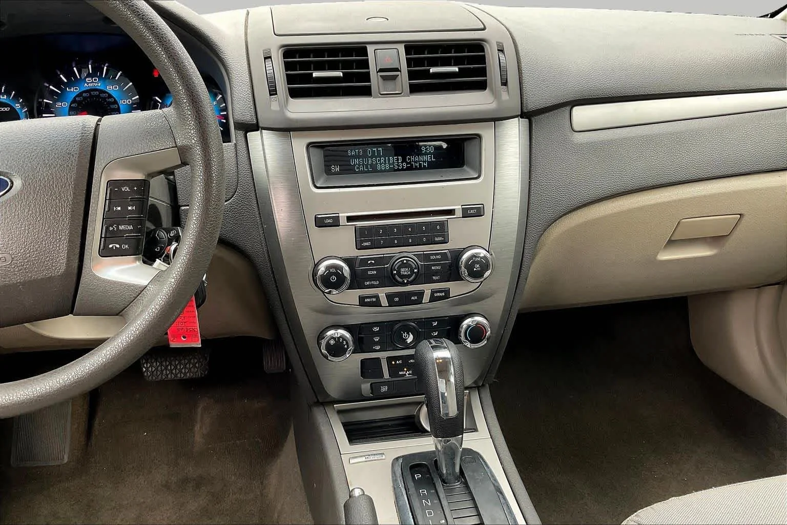 Pre-Owned 2011 Ford Fusion SE