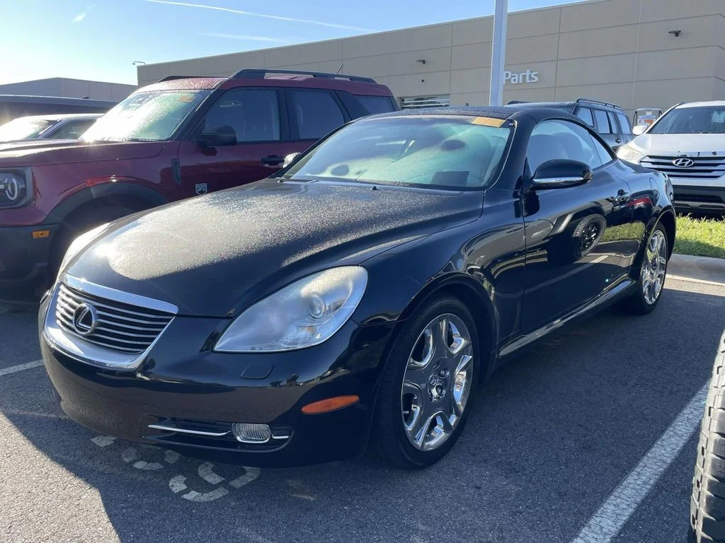 Used 2007 Obsidian Lexus Base image 2
