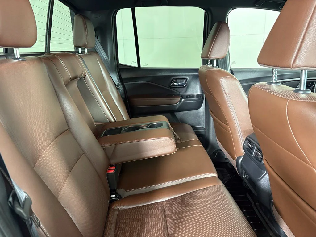 Used 2025 Gray Honda RTL image 17