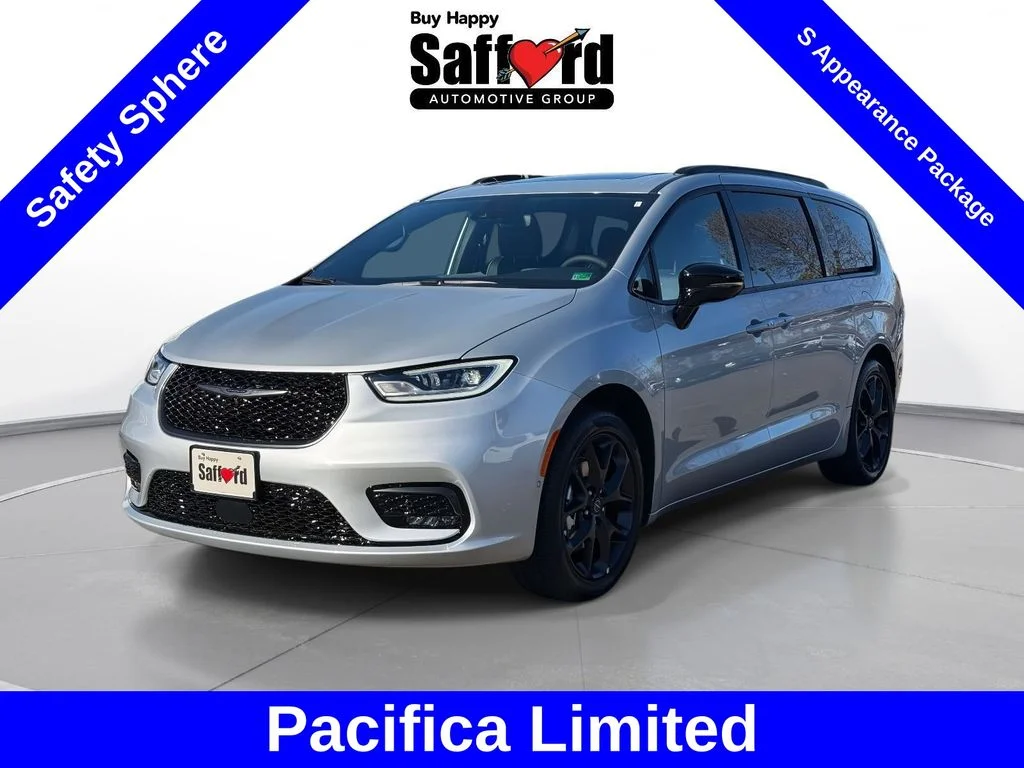 2026 Chrysler Pacifica Limited's photo