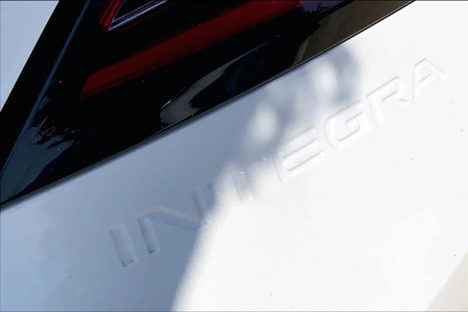 Used 2026 Platinum White Pearl Acura  image 10