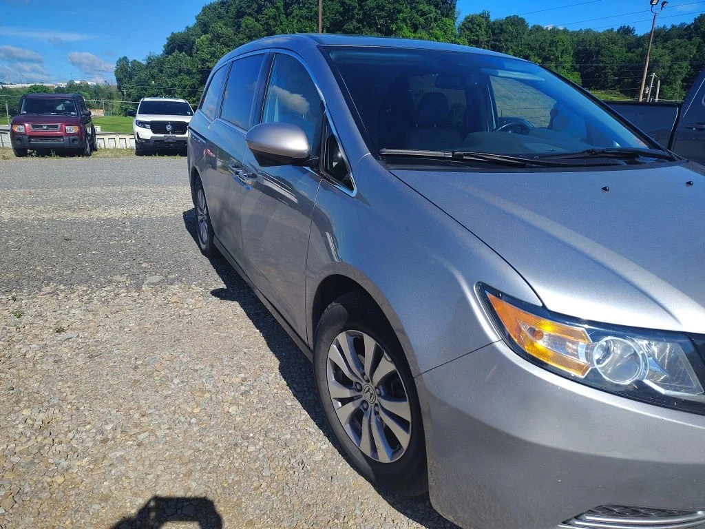 Used 2016 Silver Honda EX-L image 6