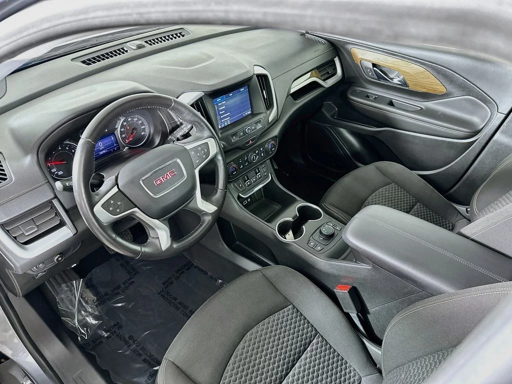 Used 2019 Steel Metallic GMC SLE image 10