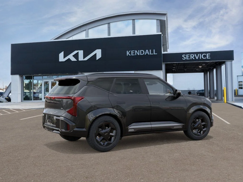 New 2027 Interstellar Gray Kia X-Line S image 6