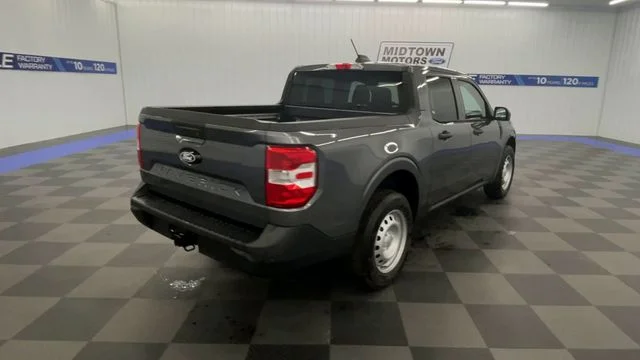 New 2025 Carbonized Gray Metallic Ford XL image 8