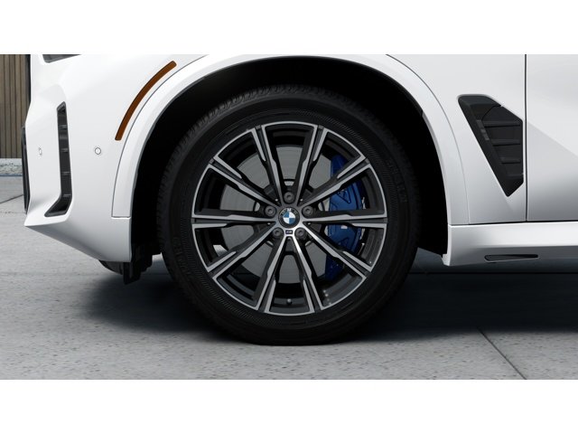 New 2026 Mineral White Metallic BMW  image 7