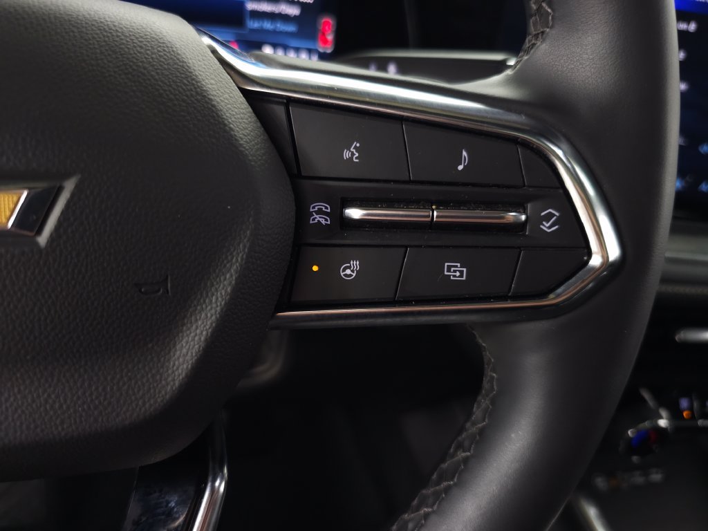 Used 2025 Gray Chevrolet Premier image 28