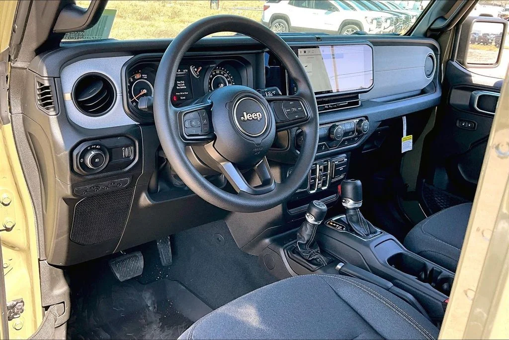 New 2026 Jeep Wrangler Sport 4D Sport Utility