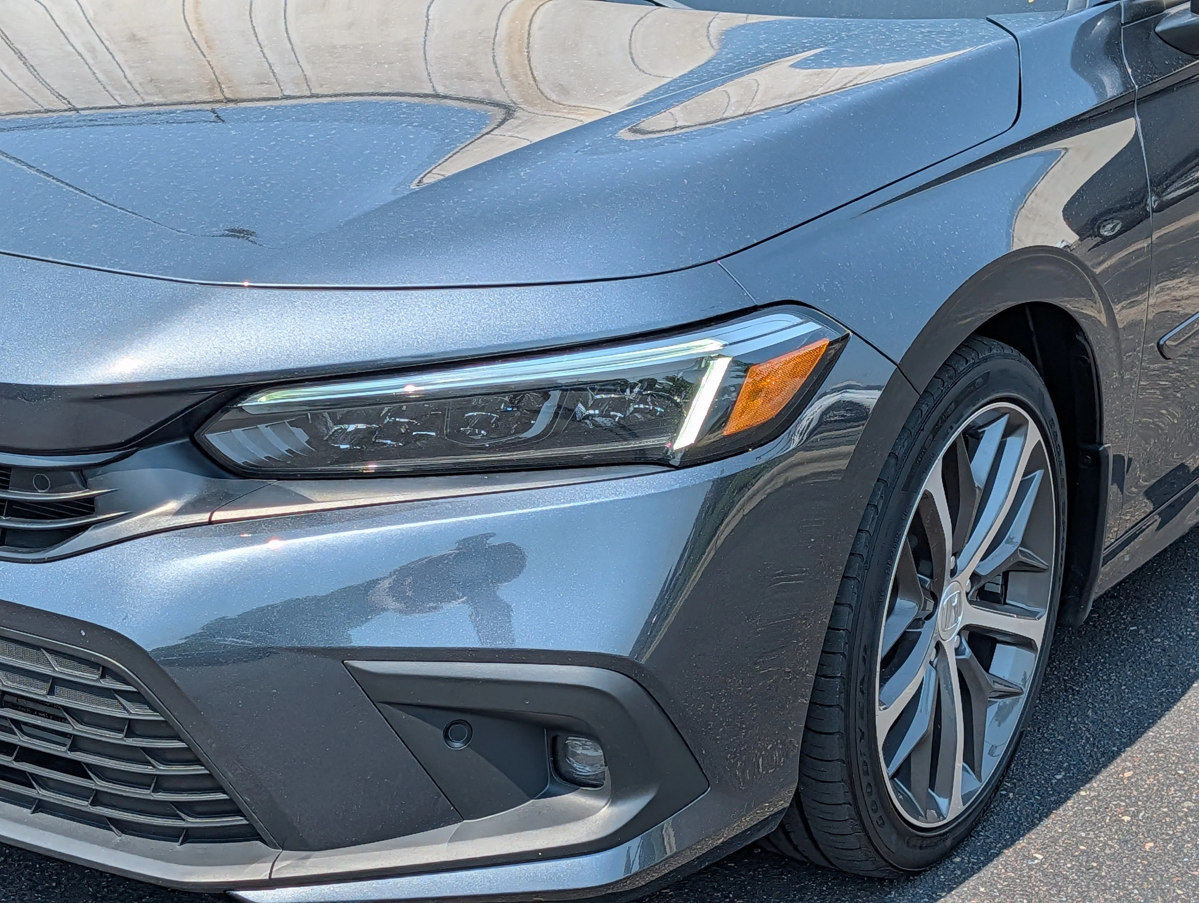 Used 2024 Meteorite Gray Metallic Honda Touring image 16