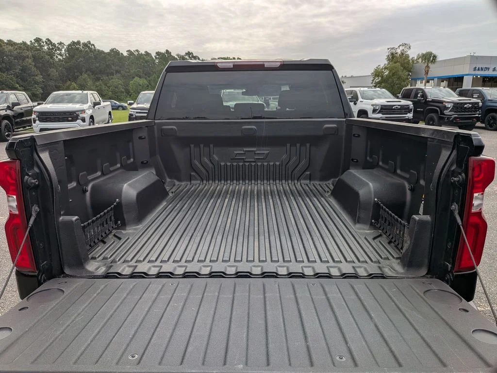Used 2023 Black Chevrolet RST image 24