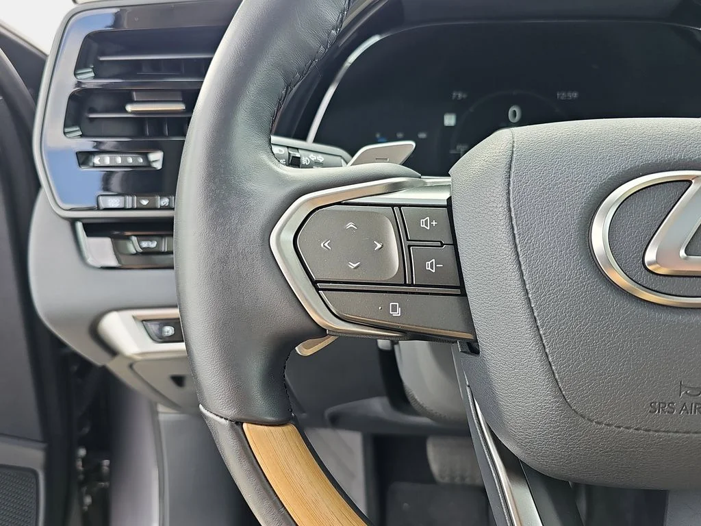 Certified Used 2025 CLOUDBURST GRAY Lexus 450h+ Luxury image 18