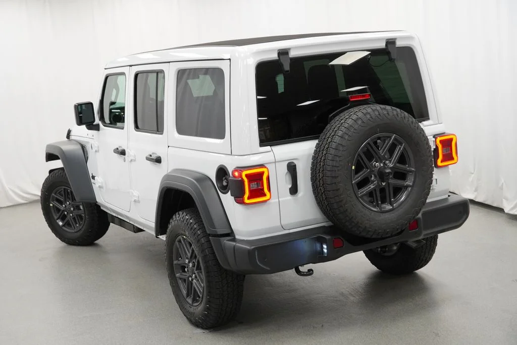 New 2027 Bright White Clear-Coat Paint Jeep Sport S image 11