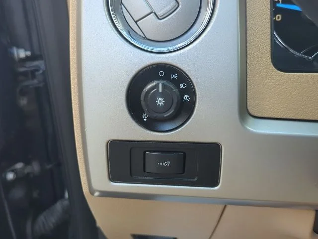 Used 2014 Blue Ford Lariat image 25