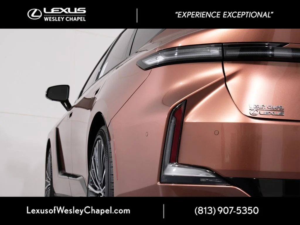 2026 Lexus ES BEV 350e Luxury - Photo 6