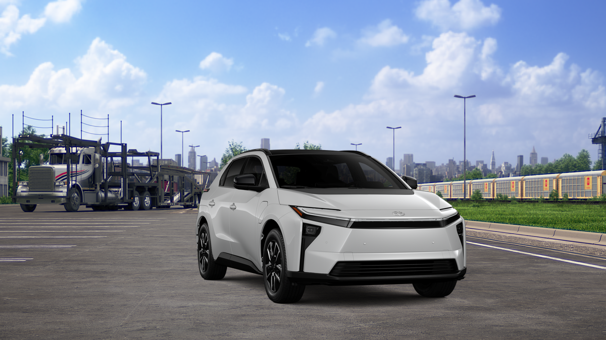 New 2026 Wind Chill Pearl Toyota XLE image 15